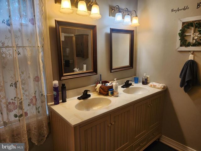 2485 ROBERT FULTON HWY, Peach Bottom, PA 17563