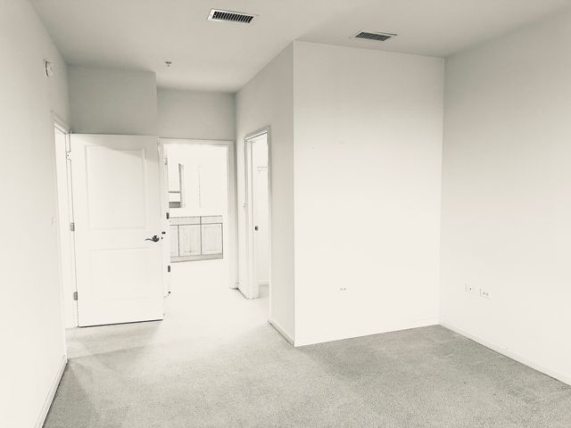 801 Village Center Drive 204, Burr Ridge, IL 60527