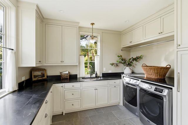 2320 Middle Street, Sullivans Island, SC 29482