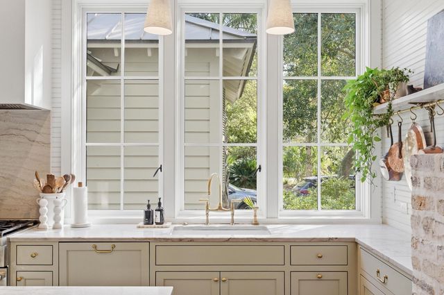 2320 Middle Street, Sullivans Island, SC 29482
