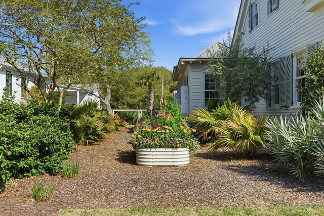 2320 Middle Street, Sullivans Island, SC 29482