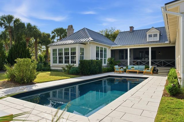 2320 Middle Street, Sullivans Island, SC 29482