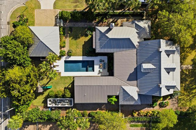 2320 Middle Street, Sullivans Island, SC 29482