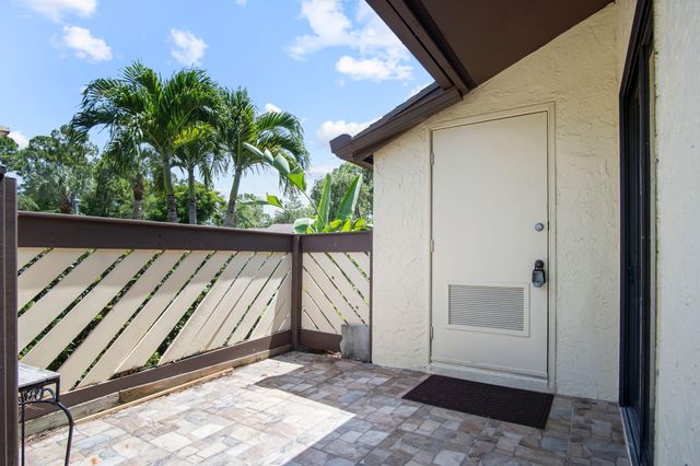 105 Rose Bay Court, Royal Palm Beach, FL 33411