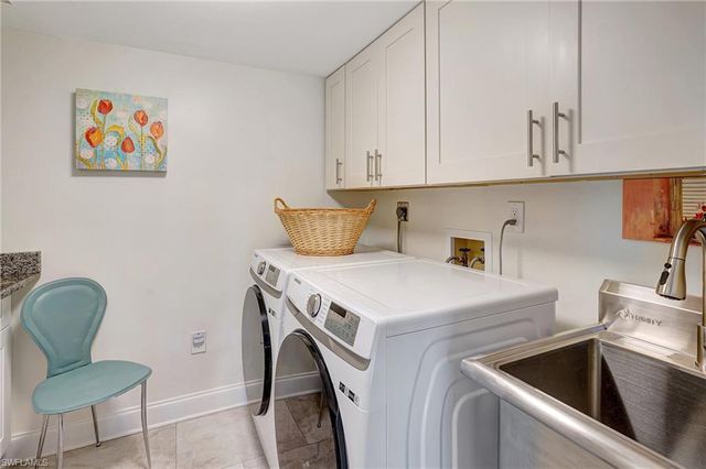 7235 Lake DR, Fort Myers, FL 33908