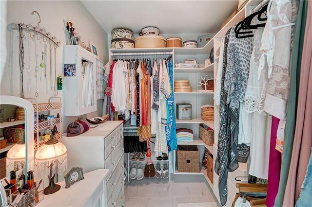 7235 Lake DR, Fort Myers, FL 33908