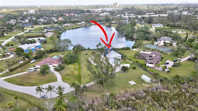 7235 Lake DR, Fort Myers, FL 33908