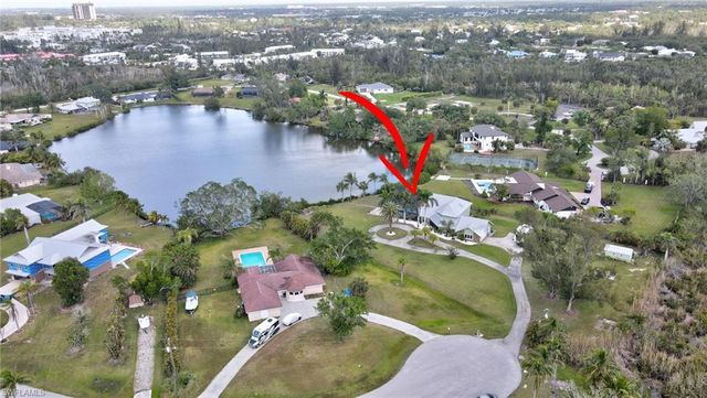 7235 Lake DR, Fort Myers, FL 33908