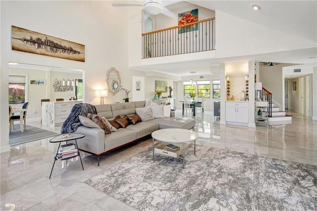 7235 Lake DR, Fort Myers, FL 33908