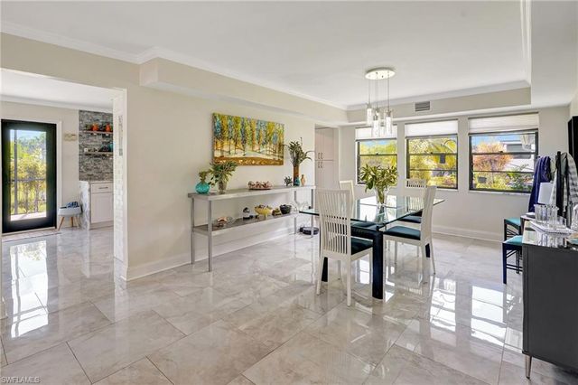 7235 Lake DR, Fort Myers, FL 33908