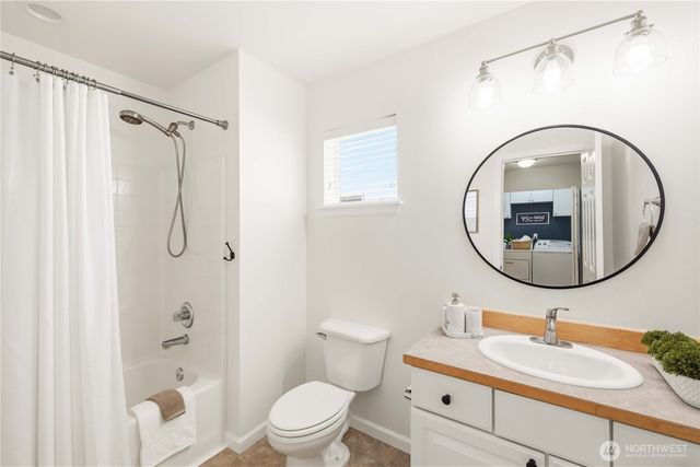 23511 SE 243rd Place, Maple Valley, WA 98038