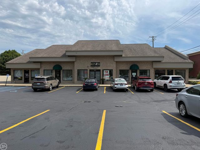 8074 21 Mile Road, Shelby Twp, MI 48317