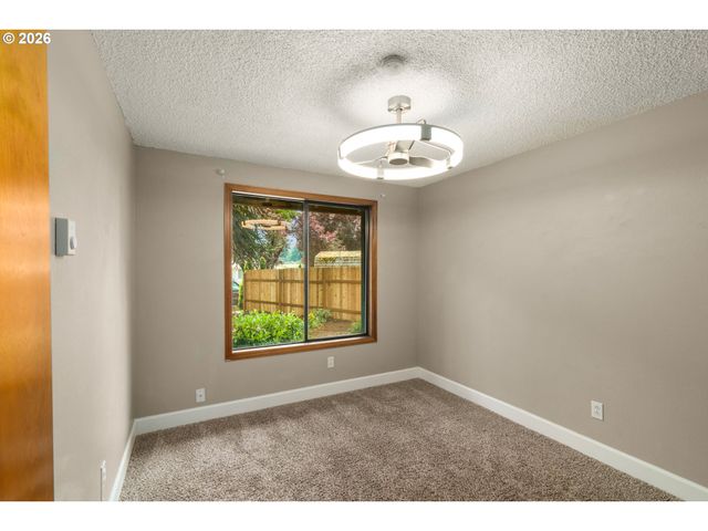 9314 Ne 68TH St, Vancouver, WA 98662