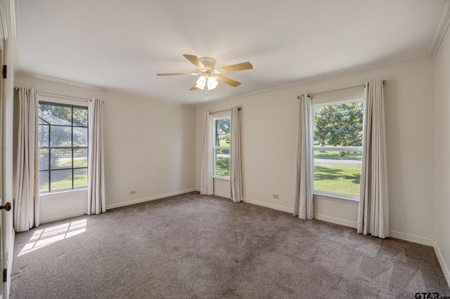 909 Woodlawn, Kilgore, TX 75662