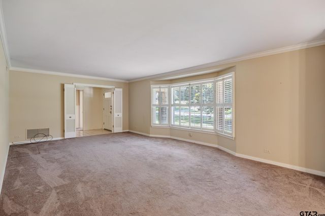 909 Woodlawn, Kilgore, TX 75662