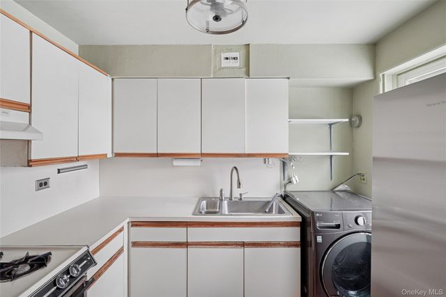 150-62 Village Road 102GC, Jamaica, NY 11432