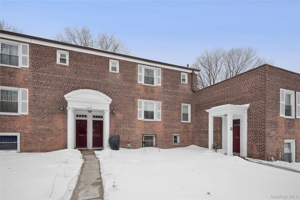 150-62 Village Road 102GC, Jamaica, NY 11432