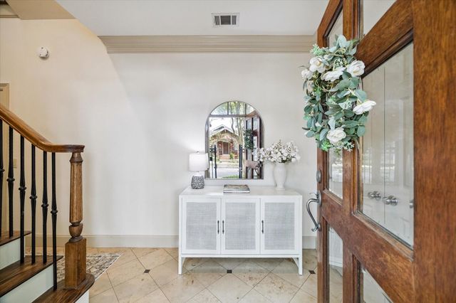 1701 Welch Street, Houston, TX 77006