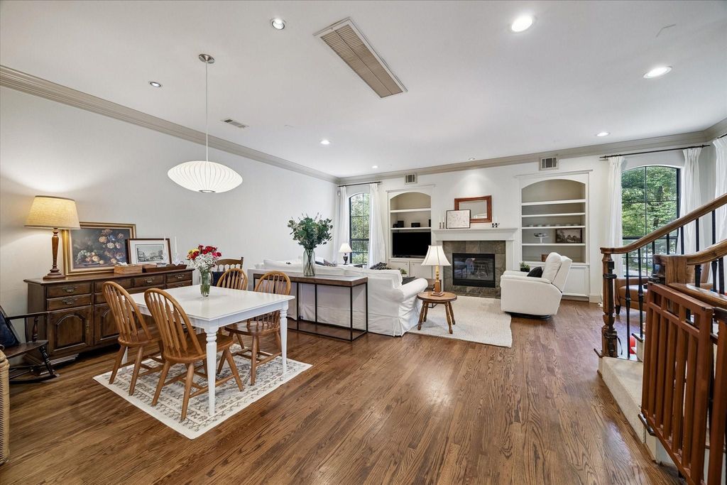 1701 Welch Street, Houston, TX 77006