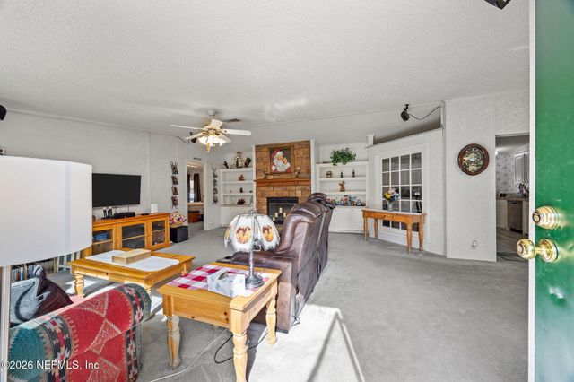 44170 WOODLAND Circle, Callahan, FL 32011