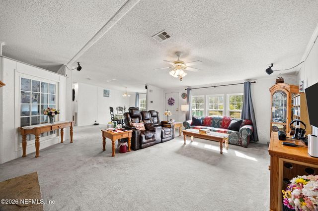 44170 WOODLAND Circle, Callahan, FL 32011