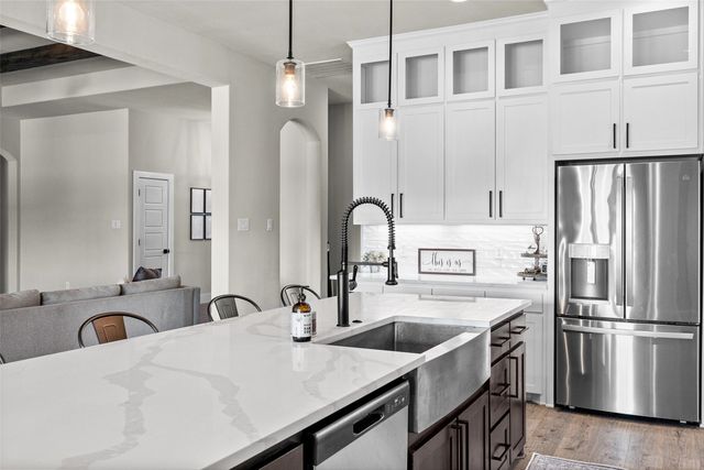6000 Trophy Court, Weatherford, TX 76087