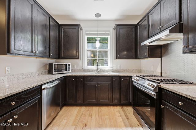 317 Doral Drive, Hampstead, NC 28443
