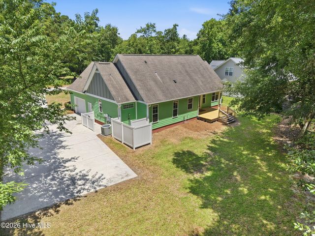 317 Doral Drive, Hampstead, NC 28443