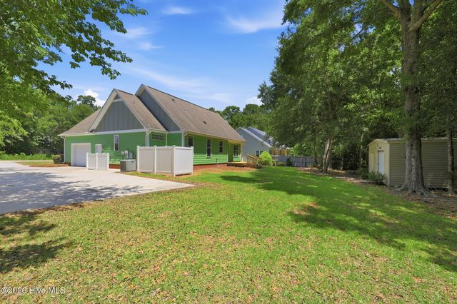 317 Doral Drive, Hampstead, NC 28443