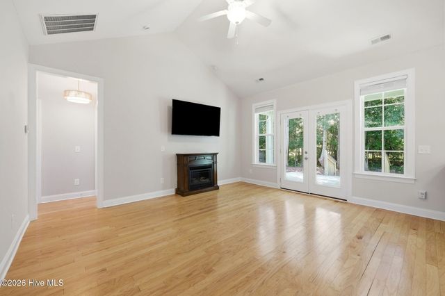 317 Doral Drive, Hampstead, NC 28443