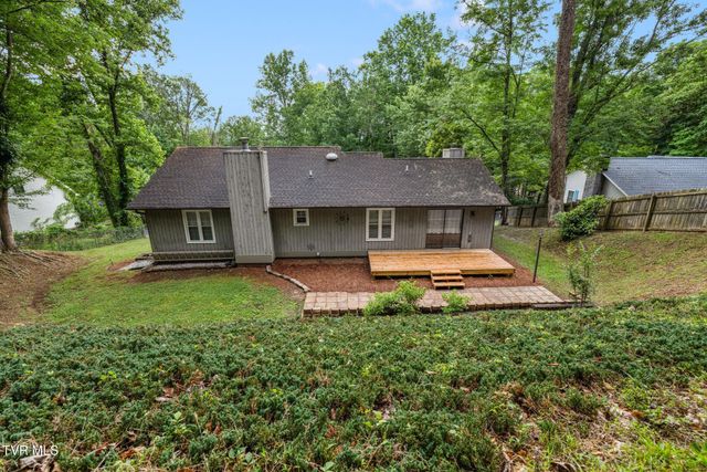 707 Lazywood Drive, Johnson City, TN 37601