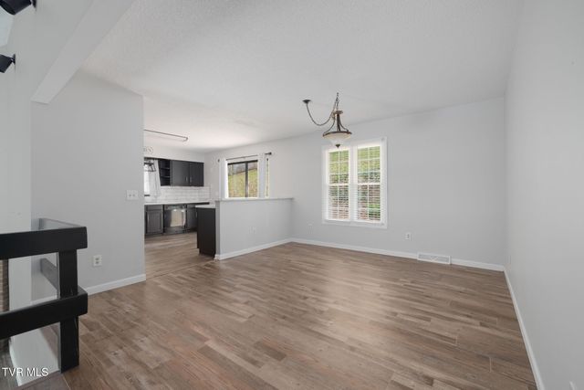 707 Lazywood Drive, Johnson City, TN 37601