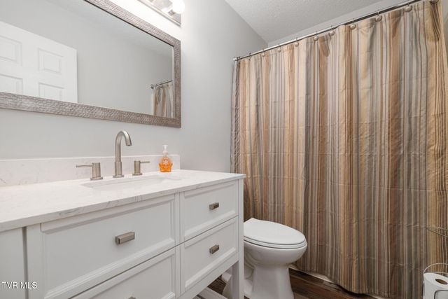 707 Lazywood Drive, Johnson City, TN 37601