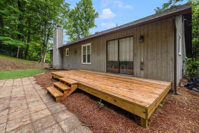 707 Lazywood Drive, Johnson City, TN 37601
