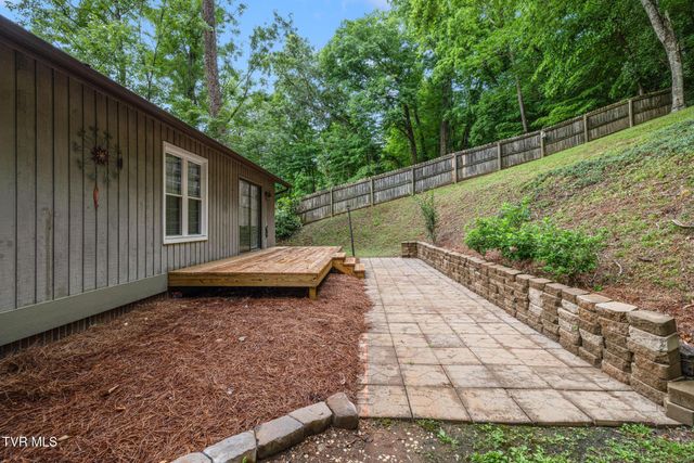 707 Lazywood Drive, Johnson City, TN 37601