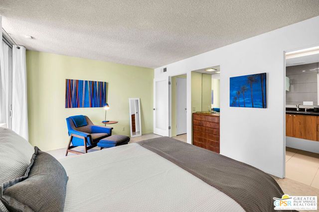 2380 S Sky View Drive, Palm Springs, CA 92264