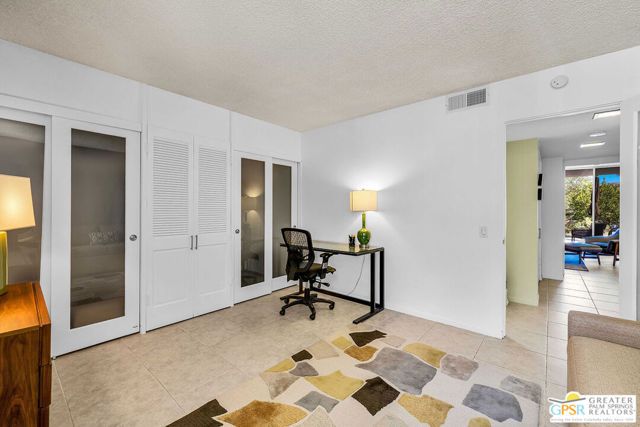 2380 S Sky View Drive, Palm Springs, CA 92264