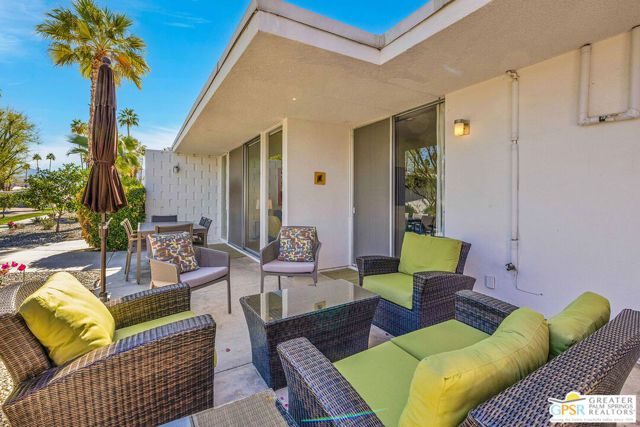 2380 S Sky View Drive, Palm Springs, CA 92264