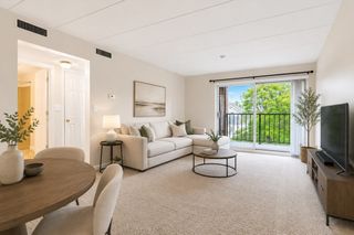 685 Main St 33, Weymouth, MA 02190
