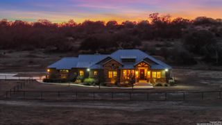 3065 CYPRESS CREEK RD, Comfort, TX 78013