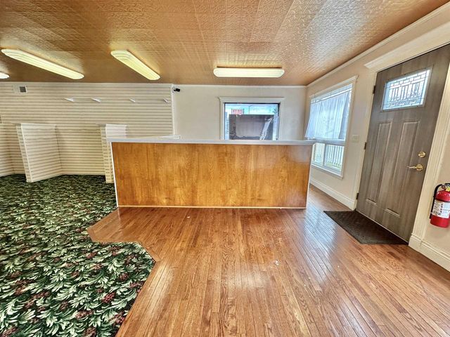 1321 W Court Street, Janesville, WI 53548