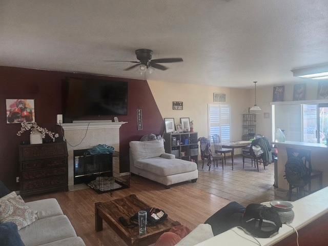 2290 Cheim Blvd, Marysville, CA 95901