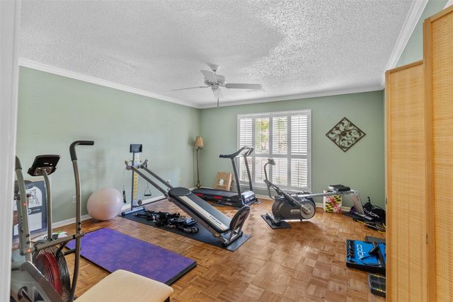 5510 Pine Arbor Drive, Houston, TX 77066