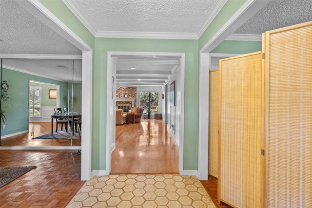 5510 Pine Arbor Drive, Houston, TX 77066