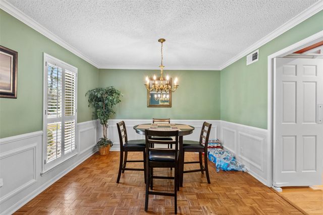 5510 Pine Arbor Drive, Houston, TX 77066