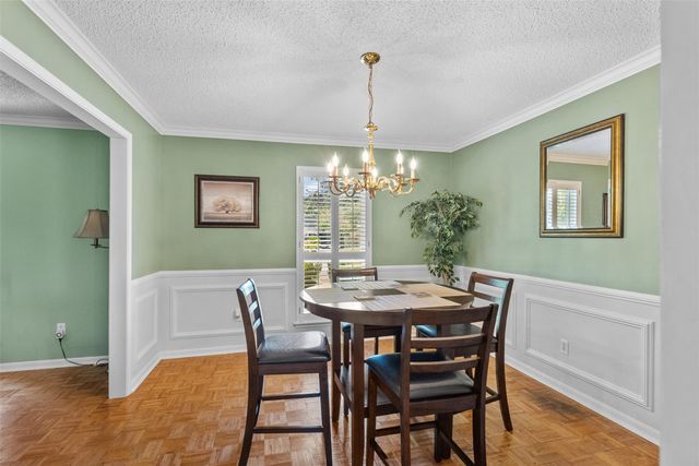 5510 Pine Arbor Drive, Houston, TX 77066