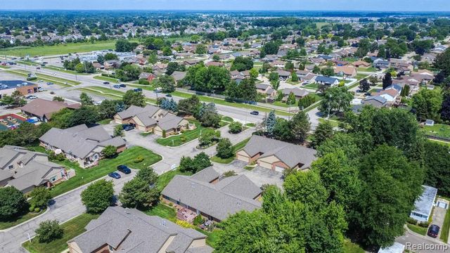 46910 Country Lane 12, Macomb, MI 48044