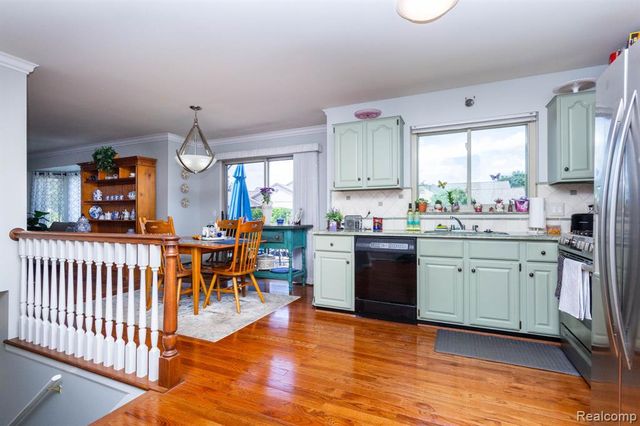 46910 Country Lane 12, Macomb, MI 48044
