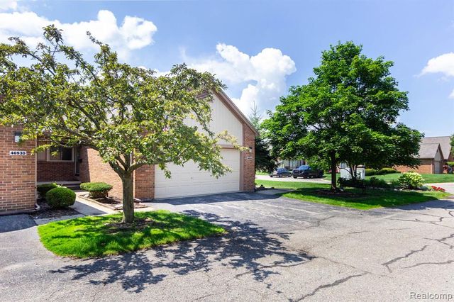 46910 Country Lane 12, Macomb, MI 48044