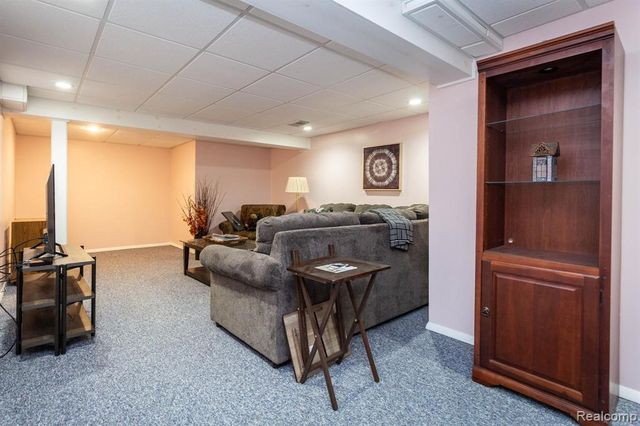 46910 Country Lane 12, Macomb, MI 48044